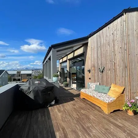 فيلة Funkishus Sentralt I Tromsdalen